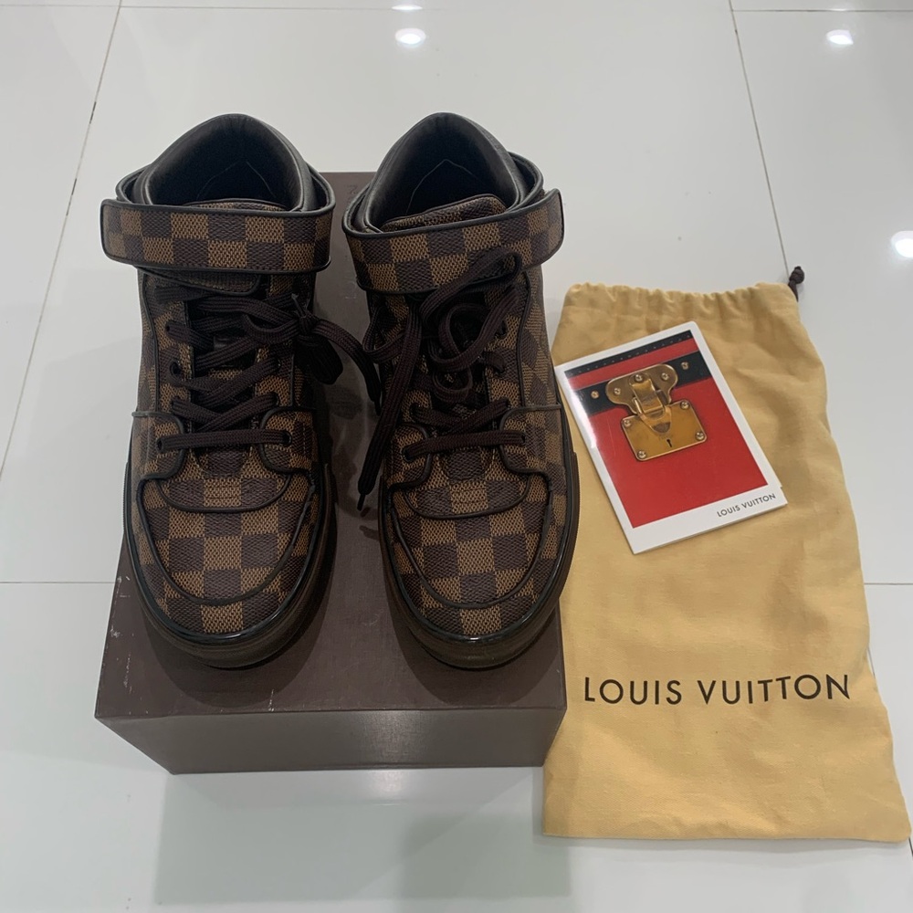 Louis Vuitton size 7